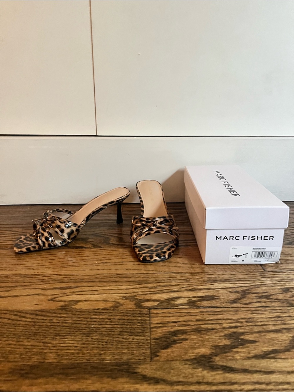 BNIB Mark Fisher leopard kitten heels mules. 7.5